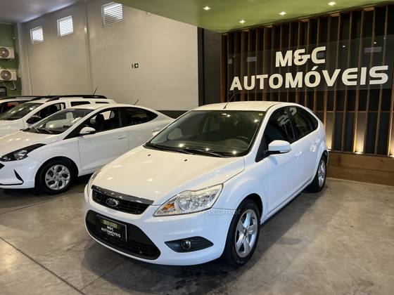 FORD FOCUS 1.6 GLX 16V FLEX 4P MANUAL